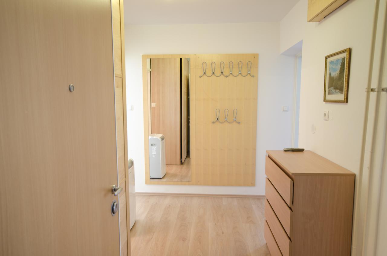 Apartment Near The Train Station 류블랴나 외부 사진